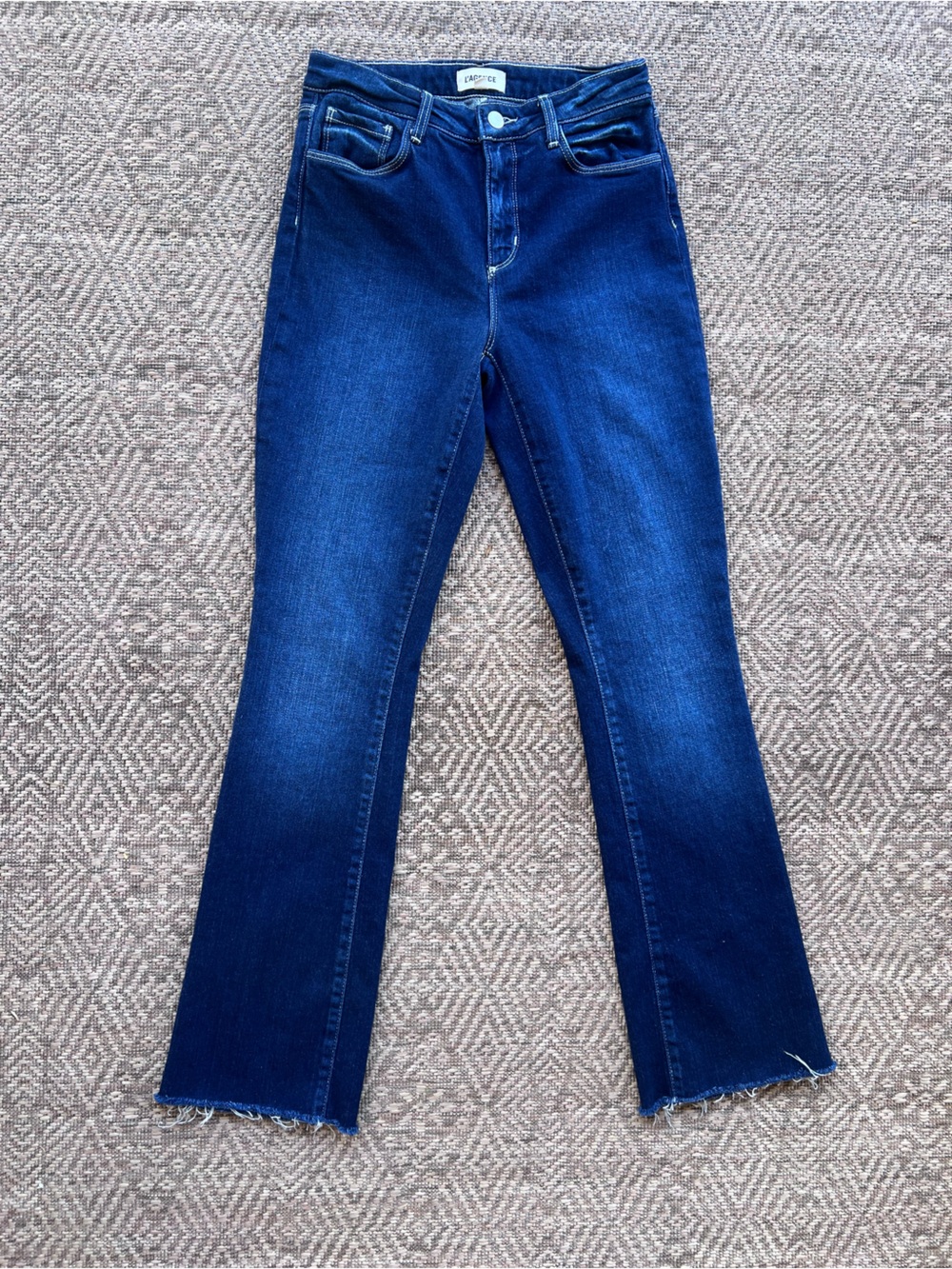 L’AGENCE Ruth High Rise Straight Jeans 25 Sterling Raw Hem Stretch Denim